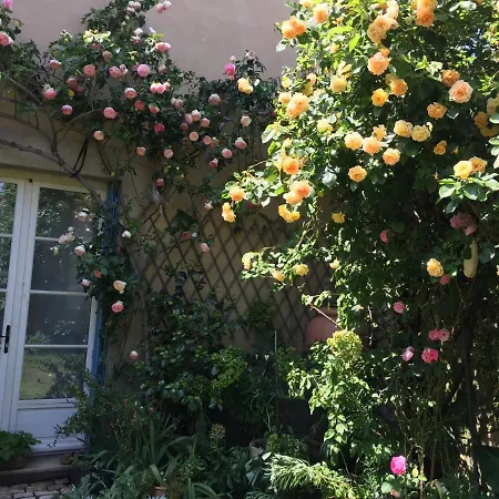 2 Descartes Bed & Breakfast La Fleche