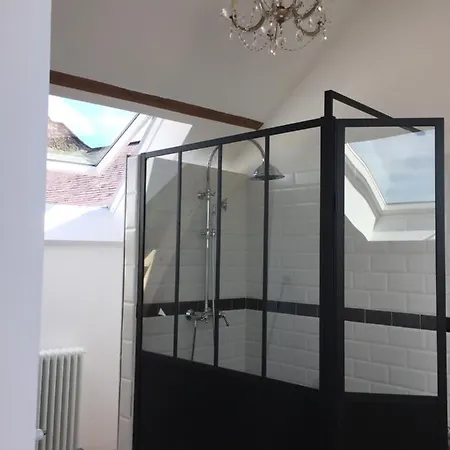 2 Descartes Couette-café La Flèche