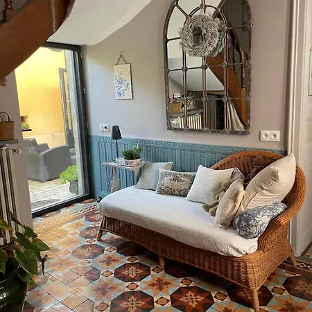 2 Descartes 3* La Fleche