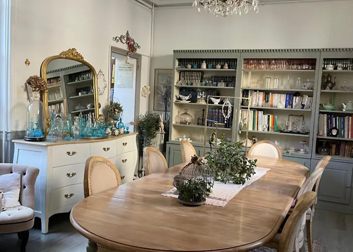 2 Descartes Bed & Breakfast La Fleche